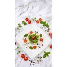 Салат с кальмаром и томатами 150 гр.